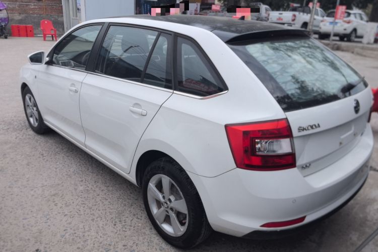 Used Skoda Rapid Spaceback 2016 1.6L Manual Trend Edition Rear Left 45 Deg
