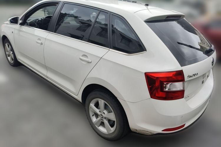 Used Skoda Rapid Spaceback 2016 Revised 1.6L Automatic Chuanxing Version Rear Left 45 Deg
