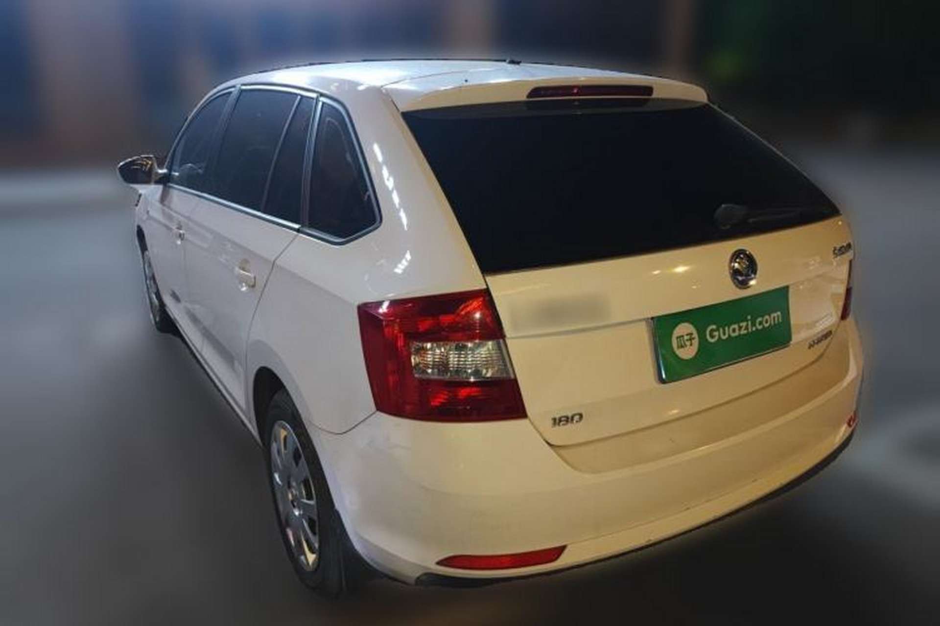 Used Skoda Rapid Spaceback 2016 Revised Version 1.6L Automatic Front-Drive Edition Rear Left 45 Deg