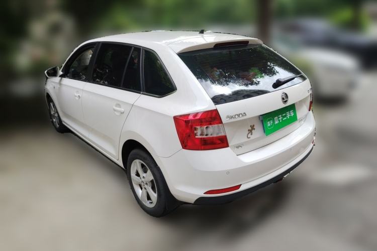 Used Skoda Rapid Spaceback 2016 Revised 1.6L Automatic Chuanxing Version Rear Left 45 Deg