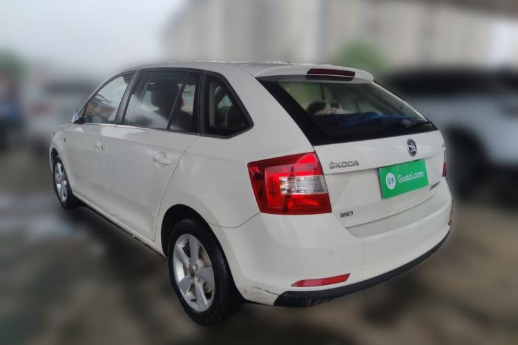 Used Skoda Rapid Spaceback 2016 Revised 1.6L Automatic Chuanxing Version Rear Left 45 Deg