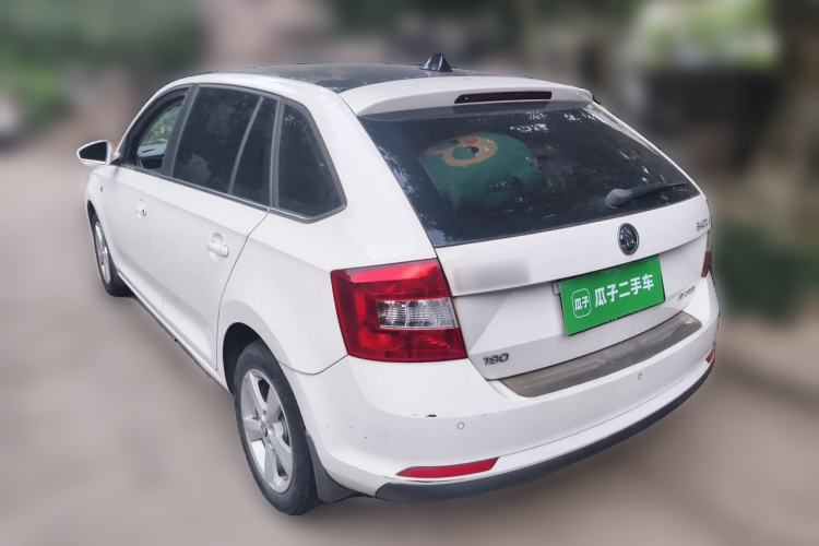 Used Skoda Rapid Spaceback 2016 Revised 1.6L Automatic Chuanxing Version Rear Left 45 Deg