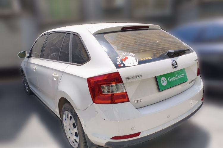 Used Skoda Rapid Spaceback 2016 1.6L Automatic Chuanxing Edition Rear Left 45 Deg
