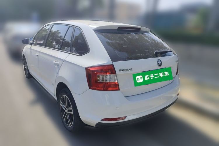 Used Skoda Rapid Spaceback 2016 Revised Version 1.4L Manual Front-Drive Edition Rear Left 45 Deg