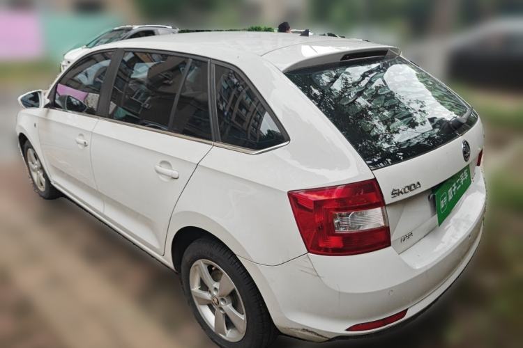 Used Skoda Rapid Spaceback 2016 Revised 1.6L Automatic Chuanxing Version Rear Left 45 Deg