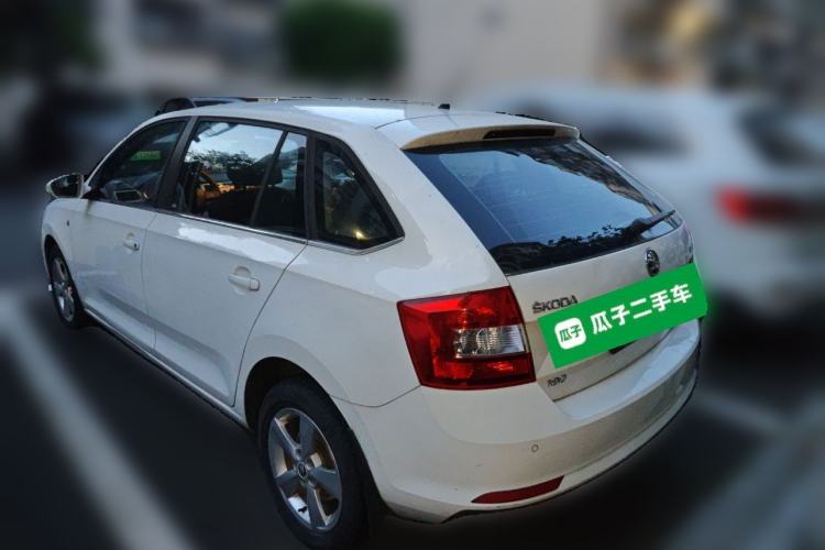 Used Skoda Rapid Spaceback 2016 1.6L Automatic Chuanxing Edition Rear Left 45 Deg