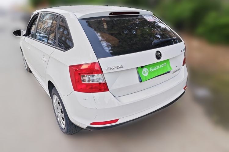 Used Skoda Rapid Spaceback 2016 Revised Version 1.4L Manual Front-Drive Edition Rear Left 45 Deg