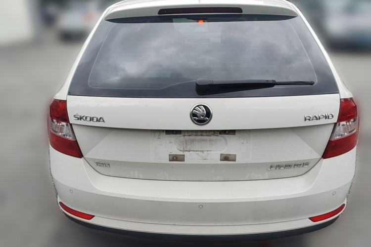 Used Skoda Rapid Spaceback 2016 Revised 1.6L Automatic Chuanxing Version Rear