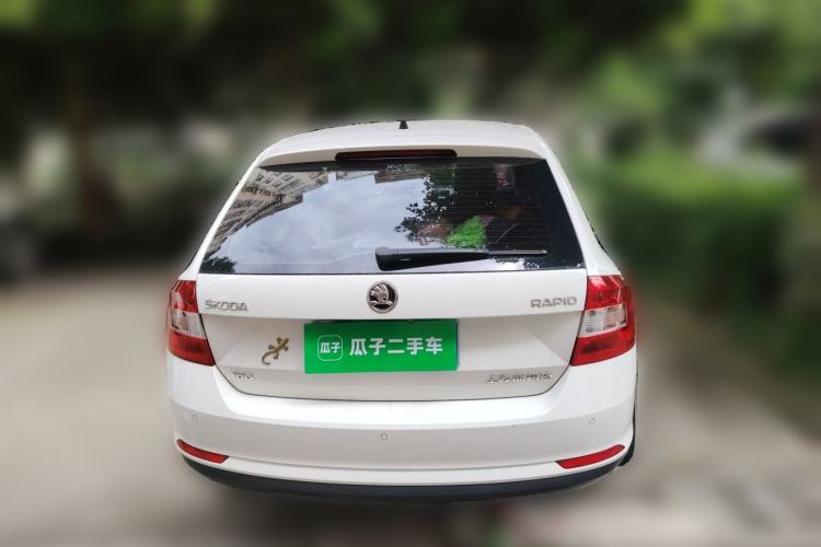 Used Skoda Rapid Spaceback 2016 Revised 1.6L Automatic Chuanxing Version Rear