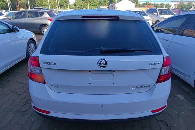 Used Skoda Rapid Spaceback 2016 Revised 1.6L Automatic Chuanxing Version Rear