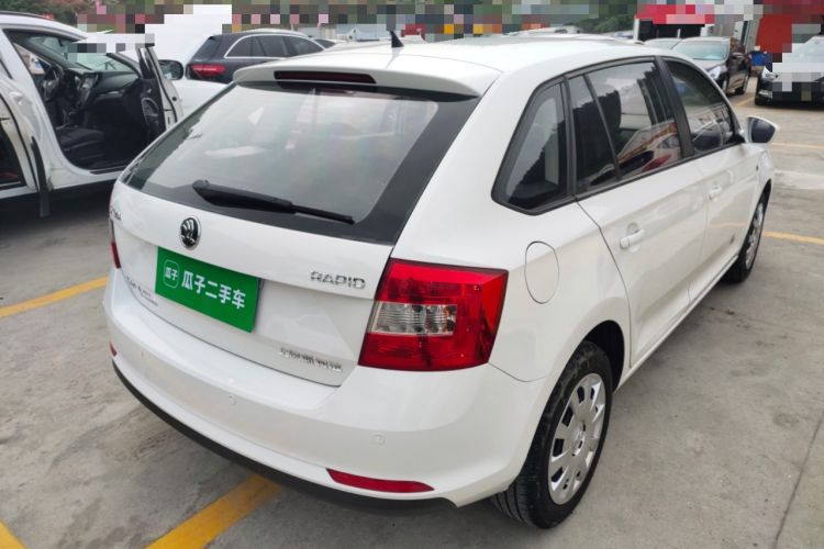 Used Skoda Rapid Spaceback 2016 Revised Version 1.6L Automatic Front-Drive Edition Rear Right 45 Deg