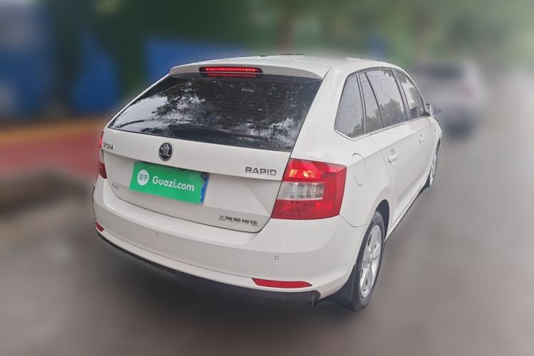 Used Skoda Rapid Spaceback 2016 Revised 1.6L Automatic Chuanxing Version Rear Right 45 Deg