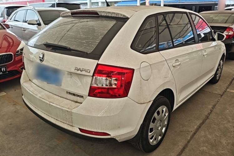 Used Skoda Rapid Spaceback 2016 Revised Version 1.4L Manual Front-Drive Edition Rear Right 45 Deg