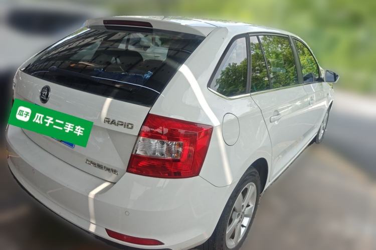 Used Skoda Rapid Spaceback 2016 Revised 1.6L Automatic Chuanxing Version Rear Right 45 Deg
