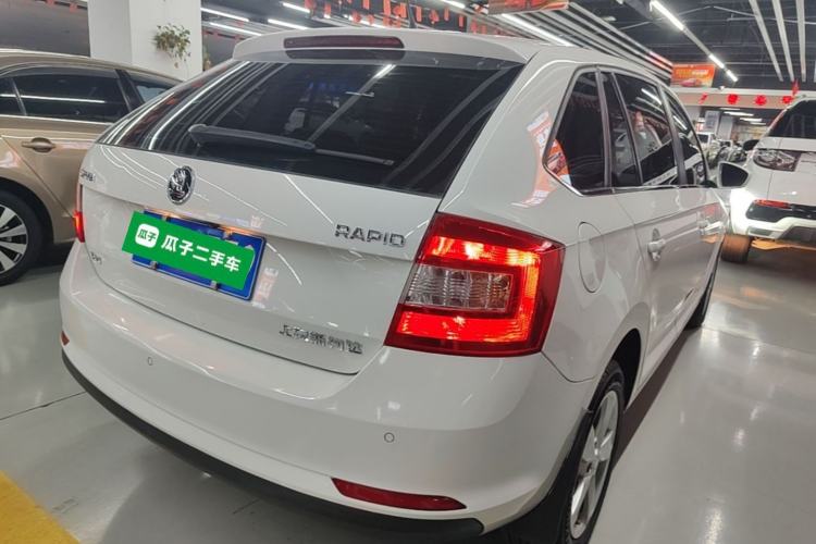 Used Skoda Rapid Spaceback 2016 Revised 1.6L Automatic Chuanxing Version Rear Right 45 Deg