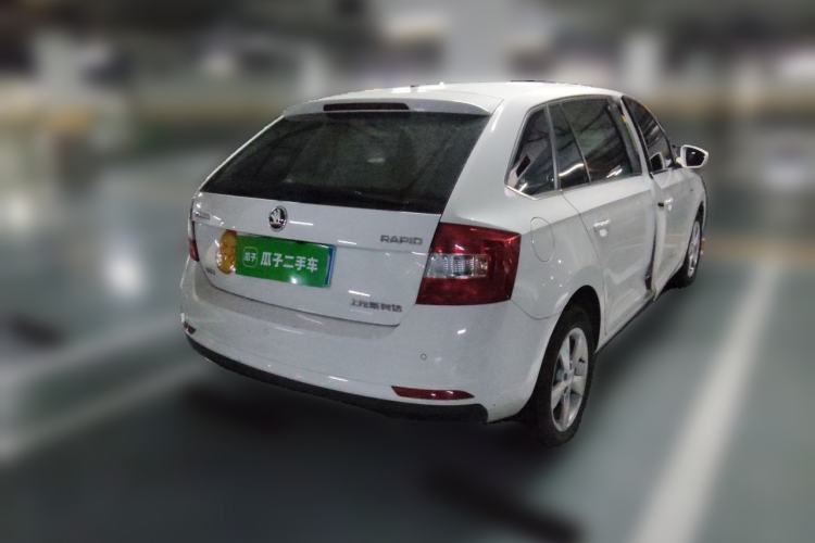 Used Skoda Rapid Spaceback 2016 Revised 1.6L Automatic Chuanxing Version Rear Right 45 Deg
