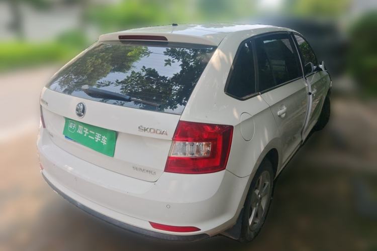 Used Skoda Rapid Spaceback 2016 1.6L Automatic Chuanxing Edition Rear Right 45 Deg