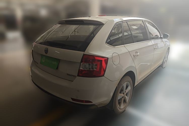 Used Skoda Rapid Spaceback 2016 Revised 1.6L Manual Chuanxing Edition Rear Right 45 Deg
