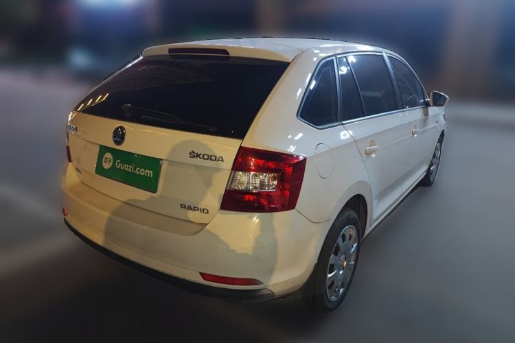 Used Skoda Rapid Spaceback 2016 Revised Version 1.6L Automatic Front-Drive Edition Rear Right 45 Deg