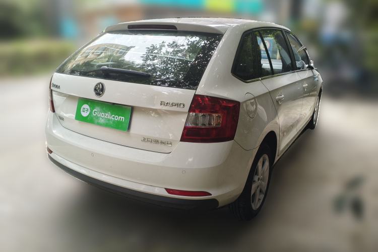 Used Skoda Rapid Spaceback 2016 Revised 1.6L Automatic Chuanxing Version Rear Right 45 Deg