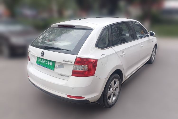 Used Skoda Rapid Spaceback 2016 Revised 1.6L Automatic Chuanxing Version Rear Right 45 Deg