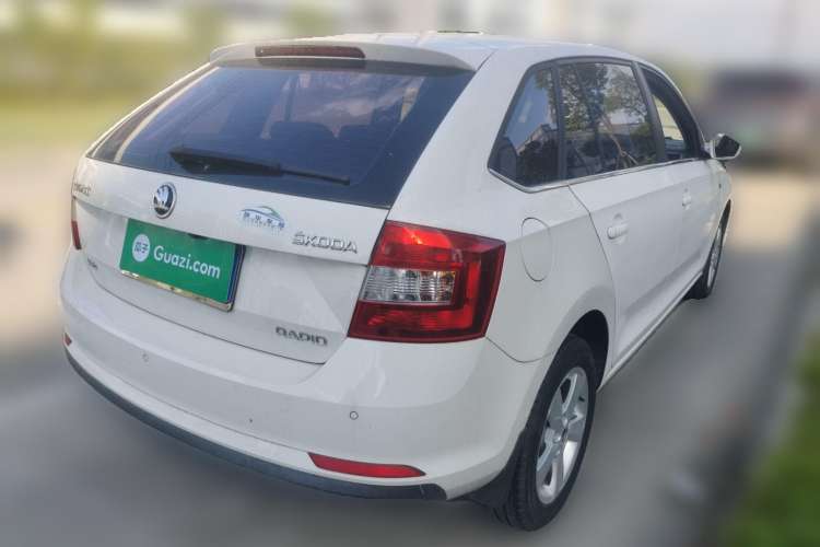 Used Skoda Rapid Spaceback 2016 Revised 1.6L Automatic Chuanxing Version Rear Right 45 Deg
