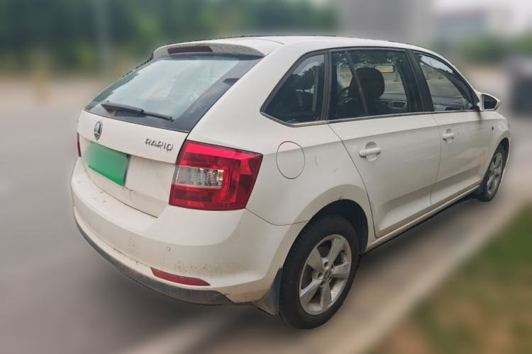 Used Skoda Rapid Spaceback 2016 Revised 1.6L Manual Chuanxing Edition Rear Right 45 Deg