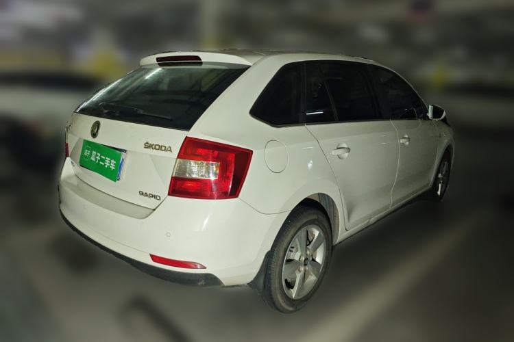 Used Skoda Rapid Spaceback 2016 1.6L Automatic Chuanxing Edition Rear Right 45 Deg