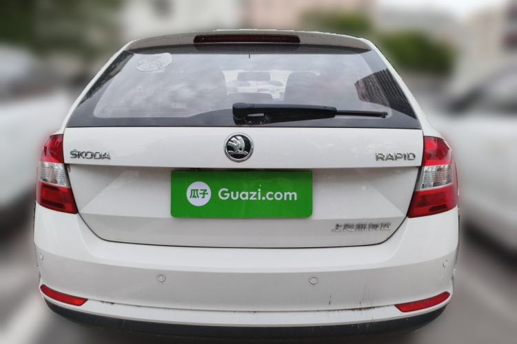 Used Skoda Rapid Spaceback 2016 Revised Version 1.4L Manual Front-Drive Edition Rear