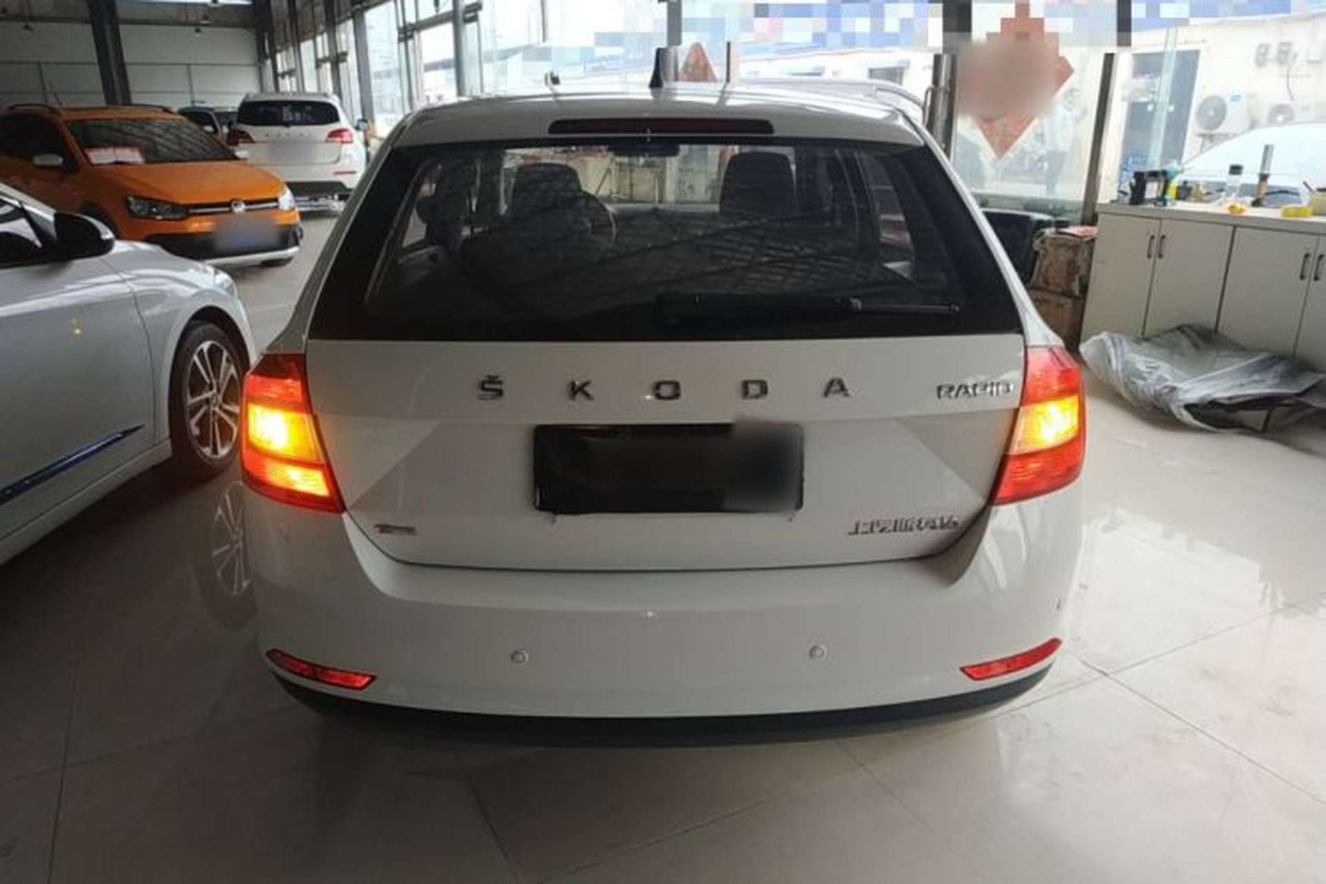 Used Skoda Rapid Spaceback 2016 Revised Version 1.4L Manual Front-Drive Edition Rear