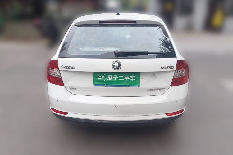 Used Skoda Rapid Spaceback 2016 Revised 1.6L Automatic Chuanxing Version Rear