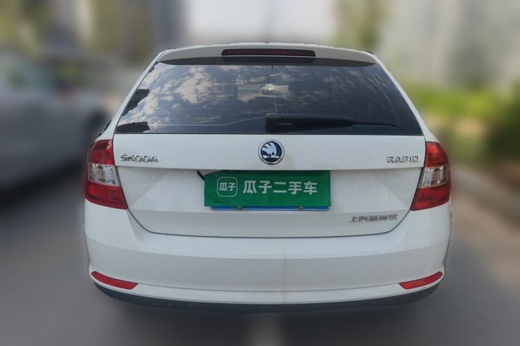 Used Skoda Rapid Spaceback 2016 Revised Version 1.4L Manual Front-Drive Edition Rear