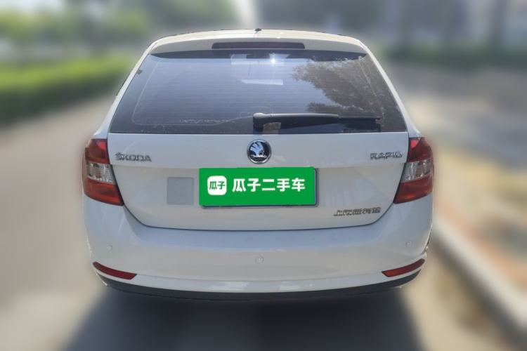Used Skoda Rapid Spaceback 2016 Revised Version 1.4L Manual Front-Drive Edition Rear