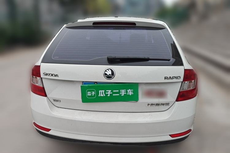 Used Skoda Rapid Spaceback 2016 Revised Version 1.6L Automatic Front-Drive Edition Rear