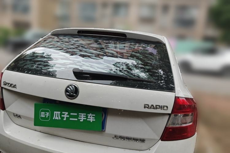 Used Skoda Rapid Spaceback 2016 Revised 1.6L Automatic Chuanxing Version Rear