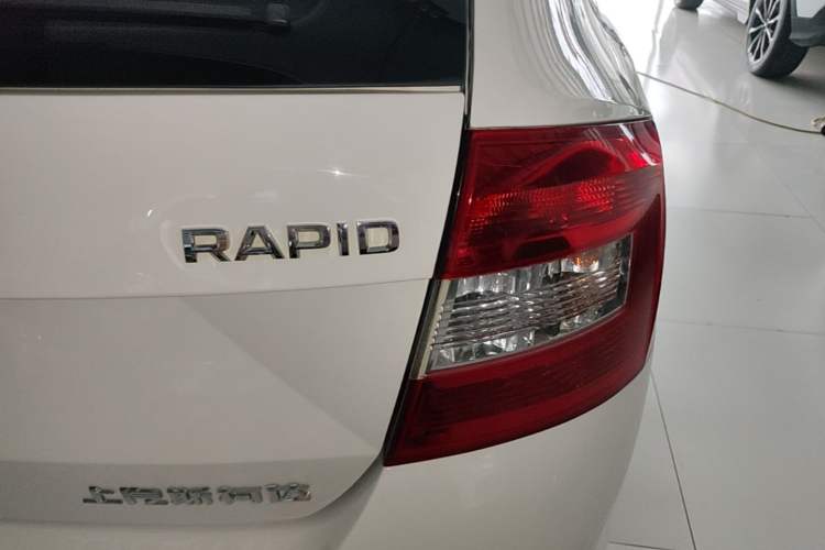 Used Skoda Rapid Spaceback 2016 Revised 1.6L Automatic Chuanxing Version Right Rear Taillight