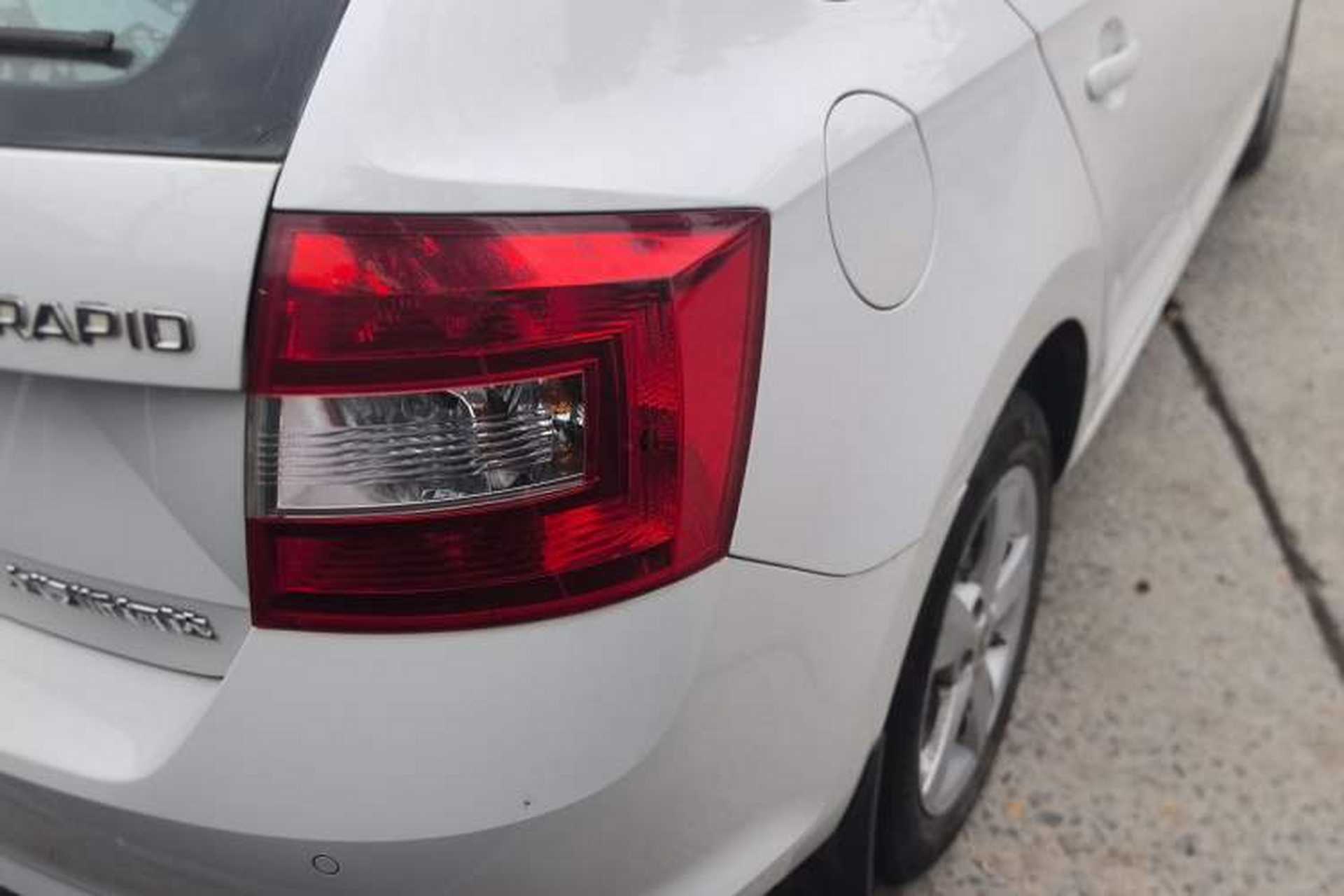 Used Skoda Rapid Spaceback 2016 1.6L Manual Trend Edition Right Rear Taillight