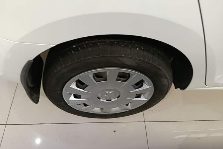Used Skoda Rapid Spaceback 2016 Revised Version 1.6L Automatic Front-Drive Edition Right Rear Wheel Hub