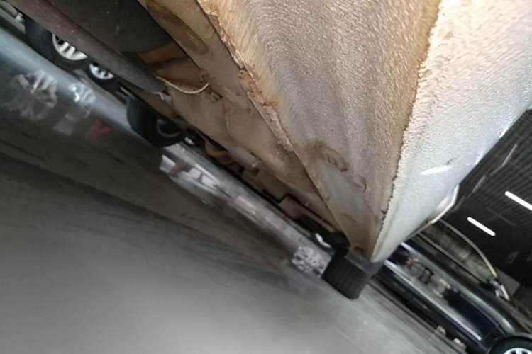 Used Skoda Rapid Spaceback 2016 Revised 1.6L Automatic Chuanxing Version Right Side Sill
