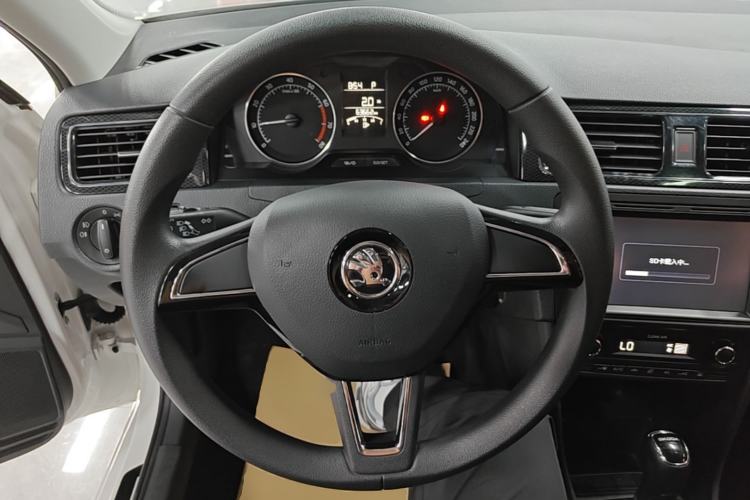 Used Skoda Rapid Spaceback 2016 Revised 1.6L Automatic Smart Drive Version Steering Wheel