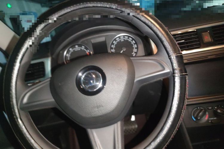 Used Skoda Rapid Spaceback 2016 Revised 1.6L Automatic Chuanxing Version Steering Wheel