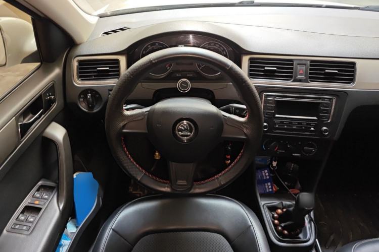 Used Skoda Rapid Spaceback 2016 Revised 1.6L Manual Chuanxing Edition Steering Wheel