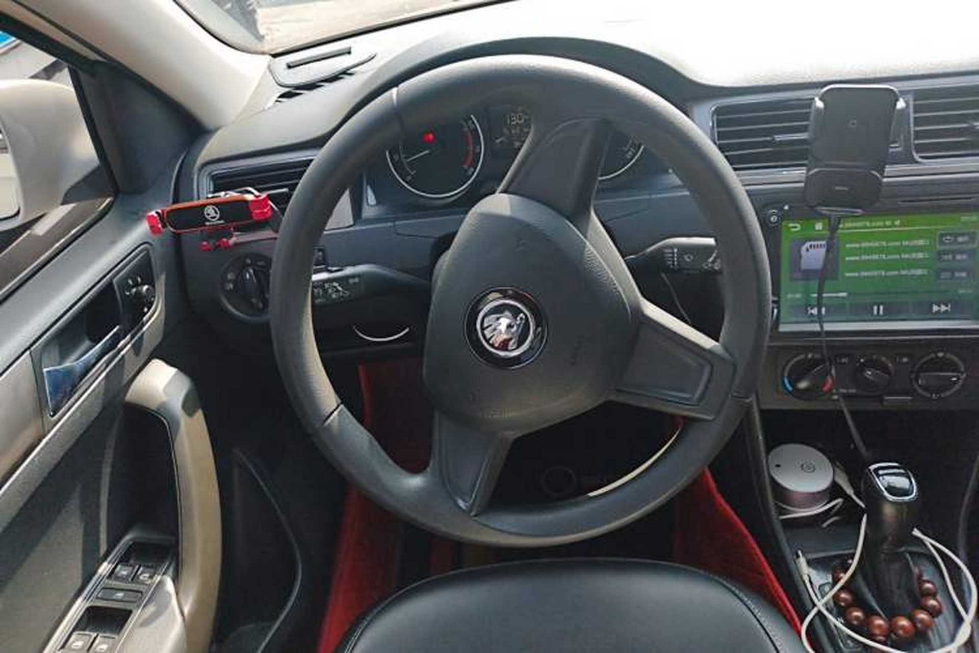 Used Skoda Rapid Spaceback 2016 Revised 1.6L Automatic Chuanxing Version Steering Wheel