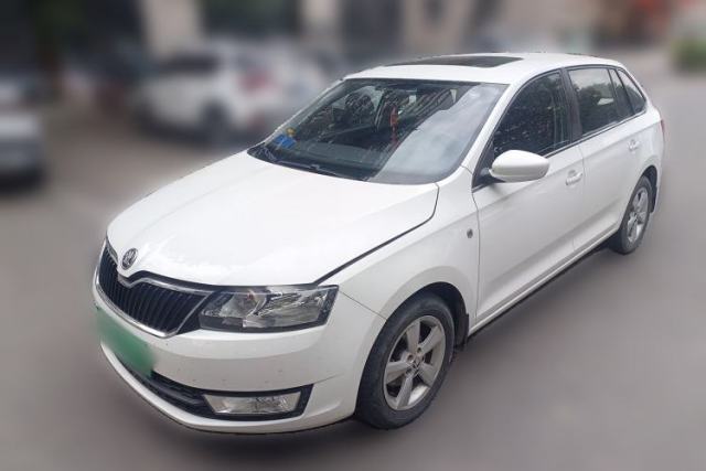 Used Skoda Rapid Spaceback 2016 Revised 1.6L Automatic Chuanxing Version