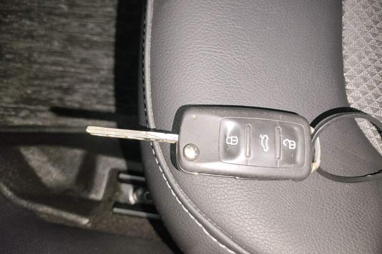 Used Skoda Rapid Spaceback 2016 Revised 1.6L Automatic Chuanxing Version Vehicle Key