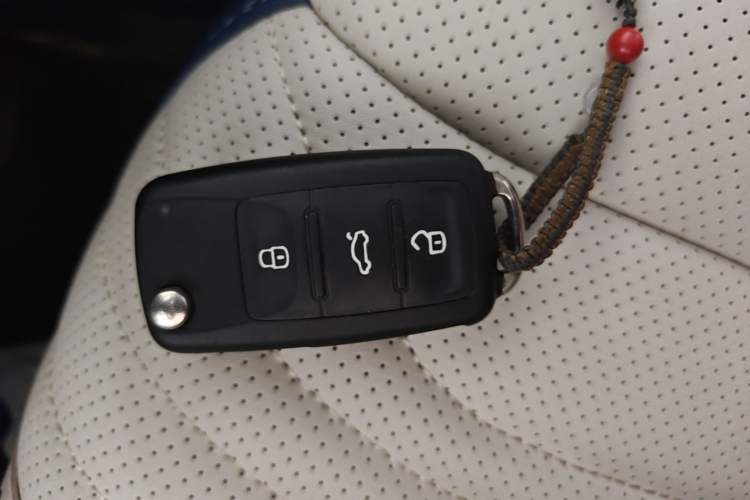 Used Skoda Rapid Spaceback 2016 Revised 1.6L Automatic Chuanxing Version Vehicle Key