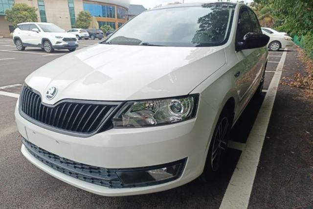 Used Skoda Rapid Spaceback 2016 1.6L Automatic Smart Drive Edition