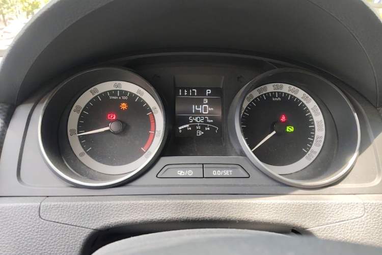 Used Skoda Rapid Spaceback 2018 1.6L Automatic Sport Edition Instrument Cluster
