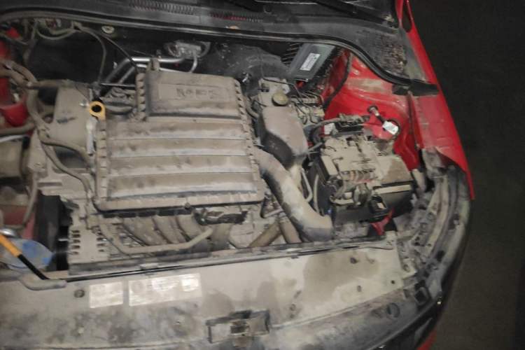 Used Skoda Rapid Spaceback 2018 1.6L Automatic Comfort Edition Engine Bay Left