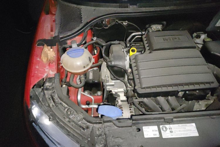 Used Skoda Rapid Spaceback 2018 1.6L Automatic Comfort Edition Engine Bay Right